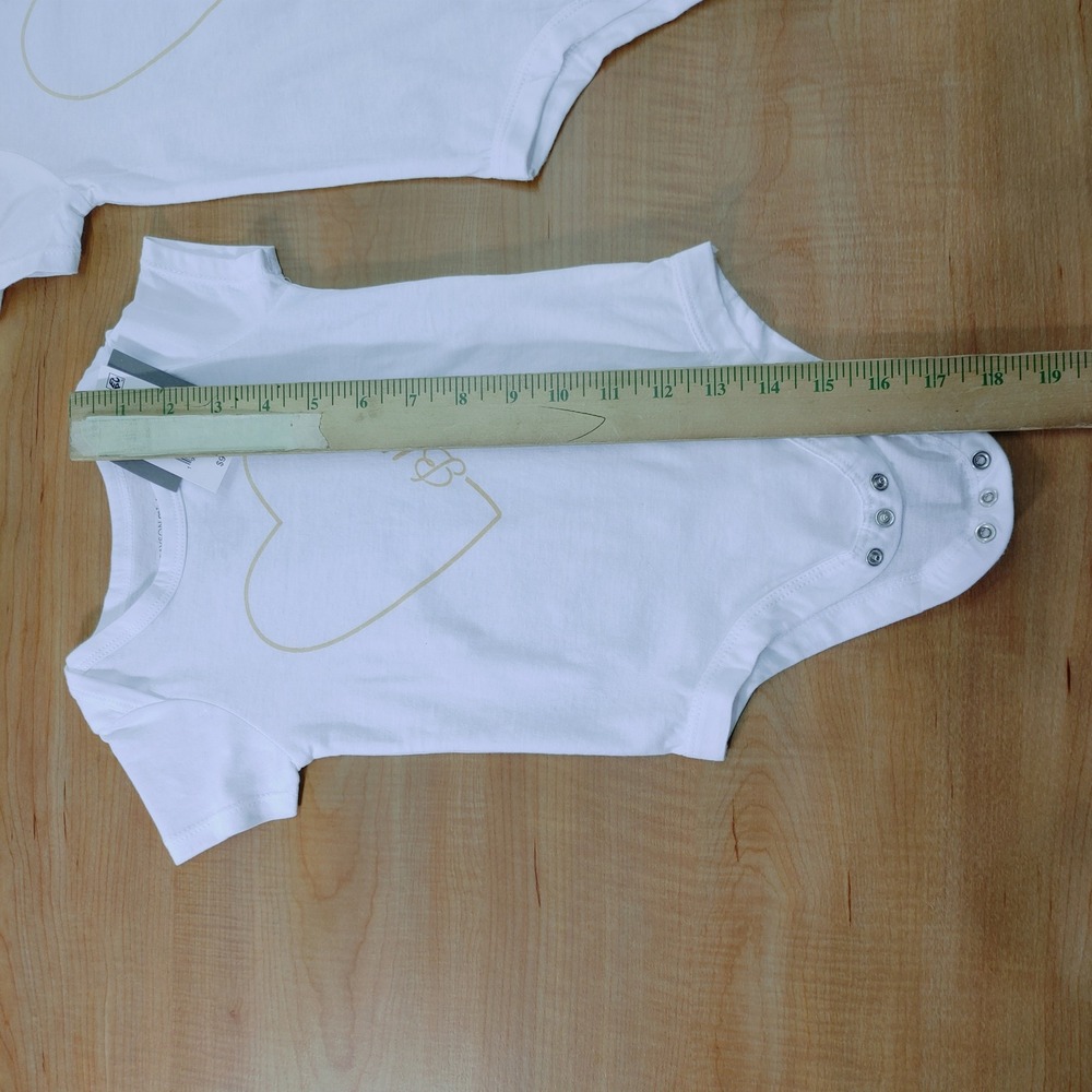 Grayson Mini Baby Bodysuit Bundle 3pk White‎ Yellow Heart Sunshine 6-9M 18M 24M - Picture 5 of 10